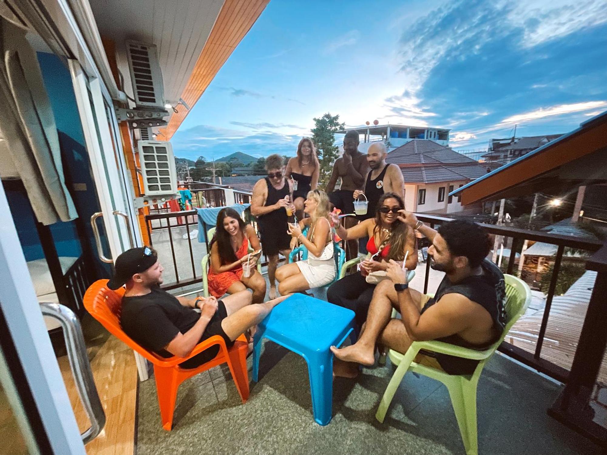 Ostello Revolution Ko Tao Esterno foto